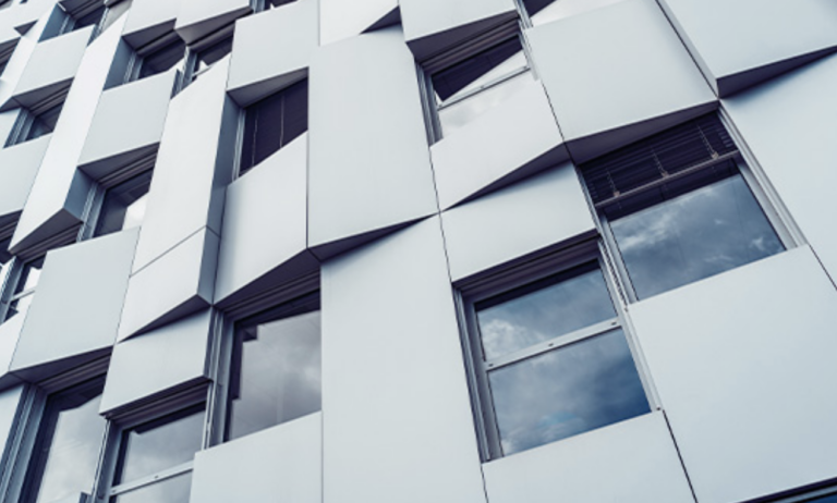 Vantagens da Utilização de ACM em Projetos de Retrofit